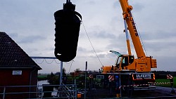 Fotos Einbau neuer dritter Pumpe und neue Rechenreinigungsanlage Hauptschöpfwerk Victoburer Meede